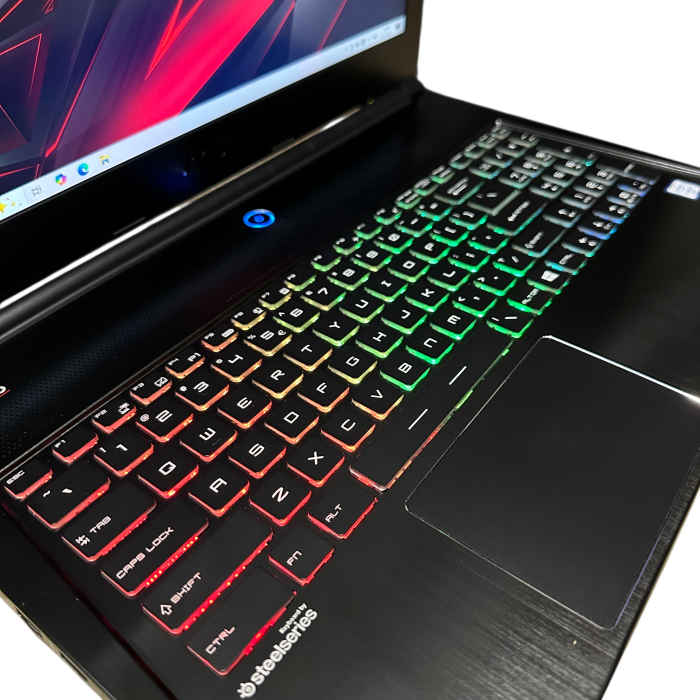 Ноутбук MSI gs60 6qd i7-6700HQ/16Gb/1Tb SSD/GTX965М-2Gb Б/В