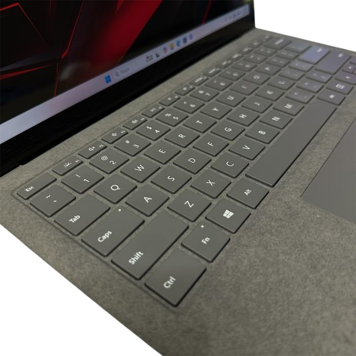 Ноутбук Microsoft Surface i5-1235U/8Gb/128Gb SSD/Intel Iris XE Б/В