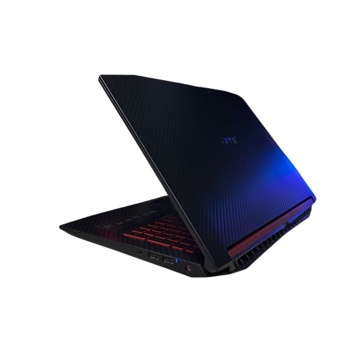 Ноутбук Acer Nitro 5 i5-8300H/8Gb/1TB HDD/GTX1050-4GB Б/В