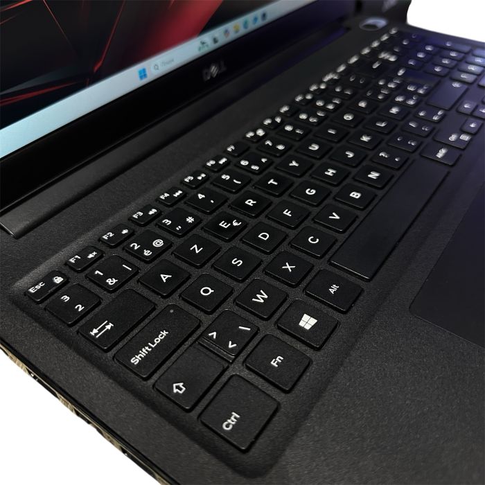 Ноутбук Dell Latitude 3500 i7-8565U/8Gb/240SSD/Nvidia MX130-2Gb Б/В