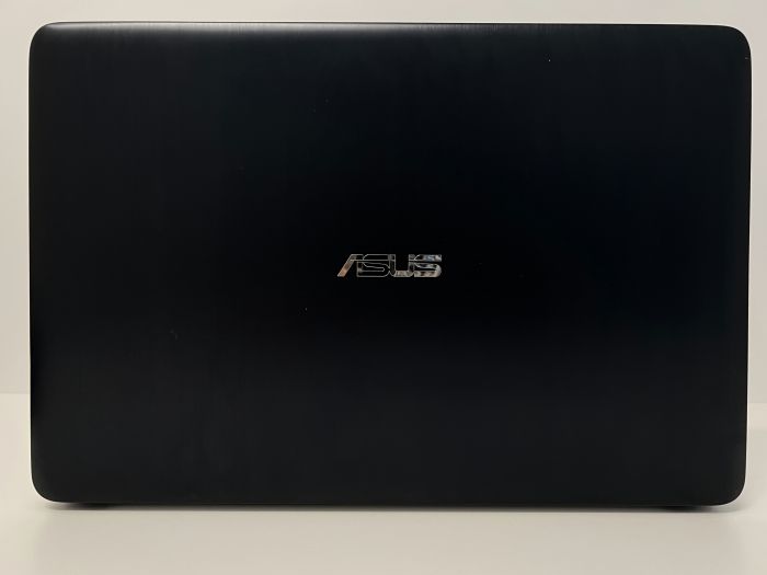 Ігровий ноутбук Asus K510L i5-5200U 8Gb 120SSD 1Tb HDD GTX950M-2Gb