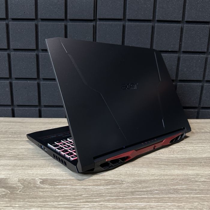 Ноутбук Acer Nitro AN515-45 144Hz Ryzen 5 5600H/16GB/512SSD/RTX 3070 8GB Б/В