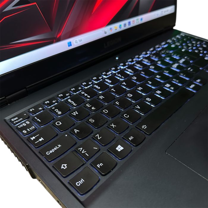 Ноутбук Lenovo Legion 5 165Hz Ryzen 7 5800H/16Gb/1Tb SSD/RTX3070-8Gb Б/В