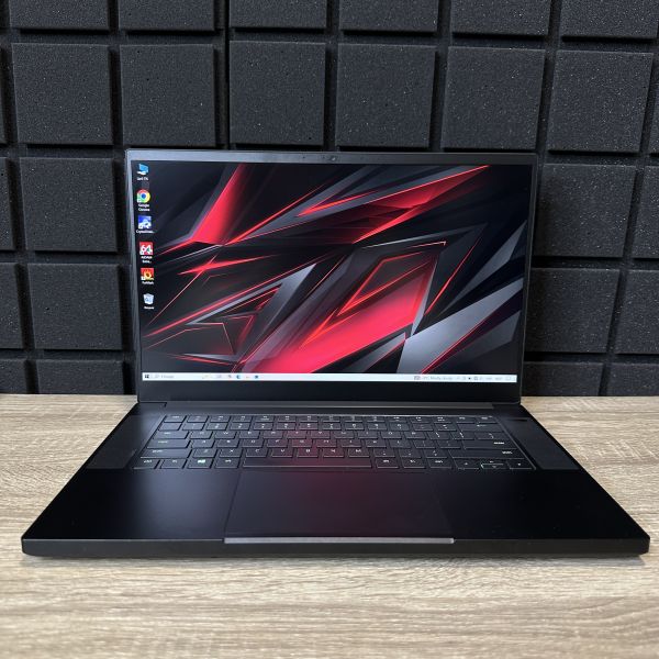 Ноутбук Razer Blade 15 RZ09-0328 144Hz I7-10750H/16GB/500SSD/RTX 2070MQ-8GB Б/В