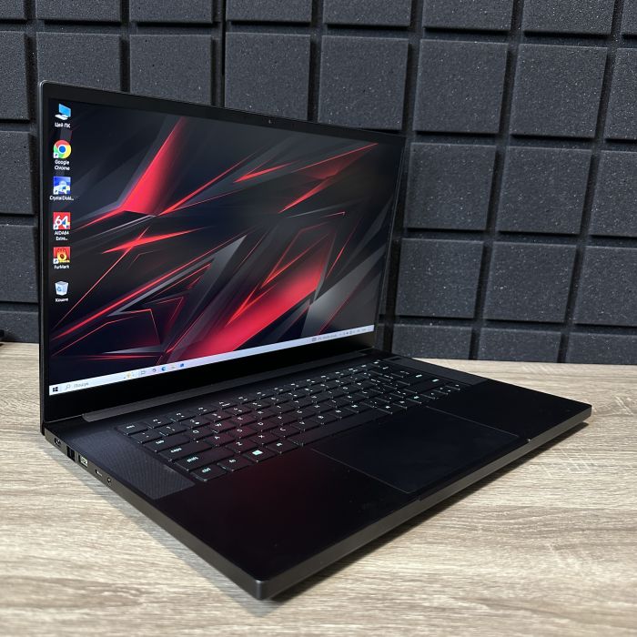 Ноутбук Razer Blade 15 RZ09-0328 144Hz I7-10750H/16GB/500SSD/RTX 2070MQ-8GB Б/В