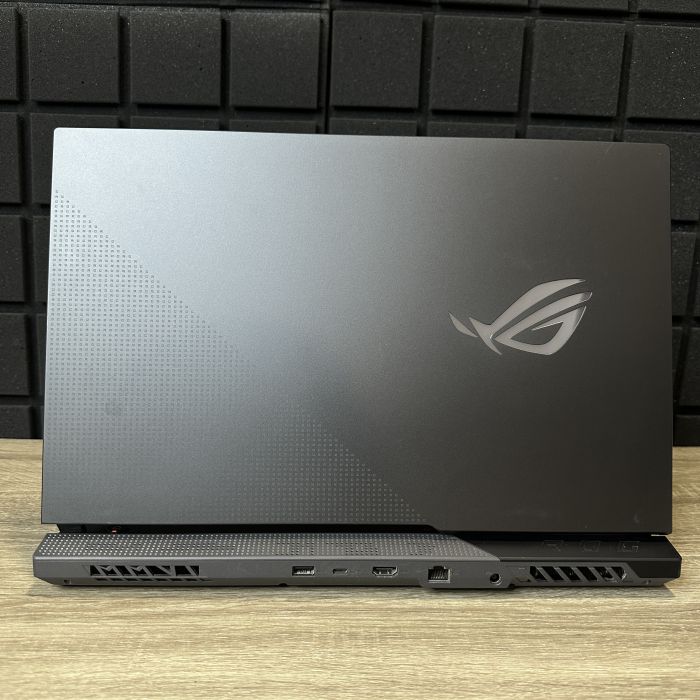 Ноутбук ASUS ROG STRIX 17.3" 300Hz Ryzen 7 5800H/16Gb/1Tb SSD/RTX3070-8Gb Б/В