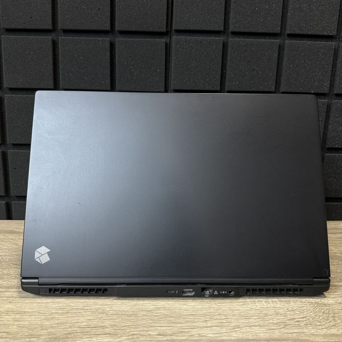 Ноутбук KOMPLETT 144Hz i7-9750H/16Gb/500SSD/GTX1660Ti-6Gb Б/В