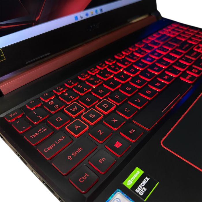 Ноутбук Acer Nitro 5 i7-9750H/16Gb/512SSD/GTX1650-4Gb Б/В