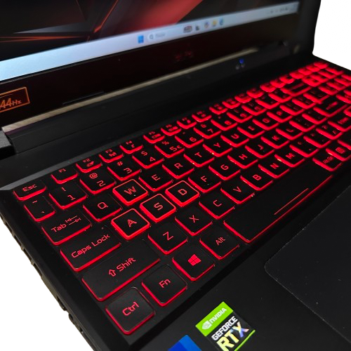 Ноутбук Acer Nitro 5 144Hz i7-11800H/16GB/512SSD/RTX3050Ti-4GB Б/В