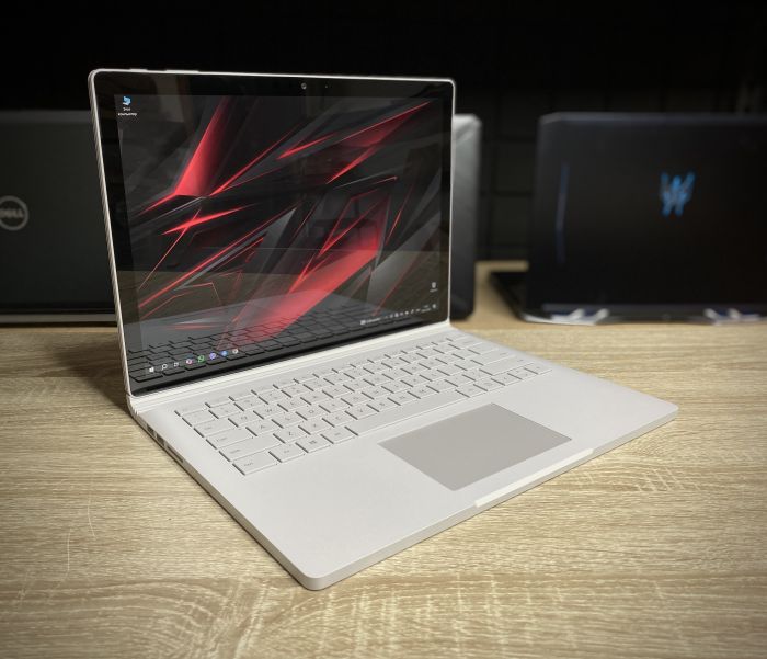 Ноутбук Microsoft Surface i7-8650U 8Gb 256SSD Nvidia GTX1050 Б/В