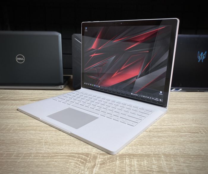 Ноутбук Microsoft Surface i7-8650U 8Gb 256SSD Nvidia GTX1050 Б/В