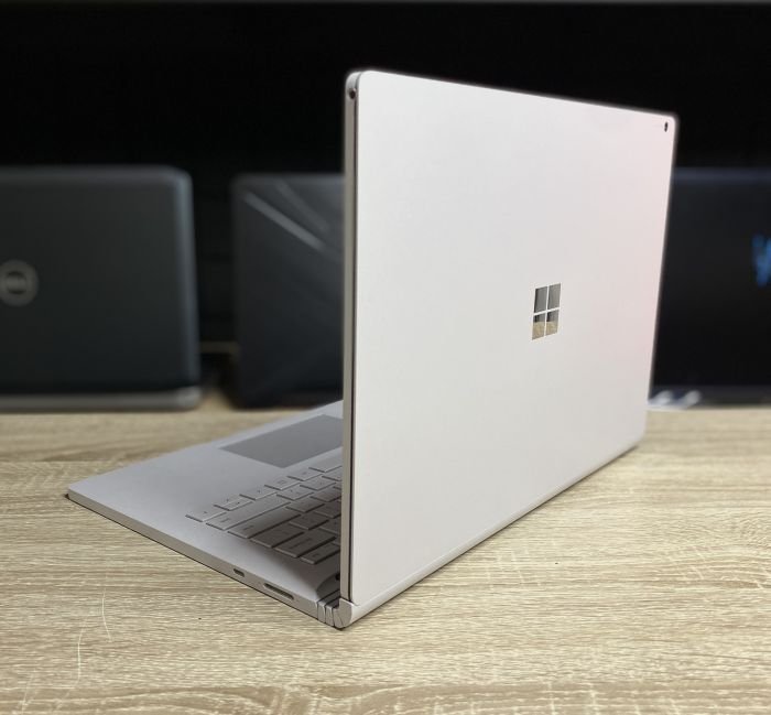 Ноутбук Microsoft Surface i7-8650U 8Gb 256SSD Nvidia GTX1050 Б/В