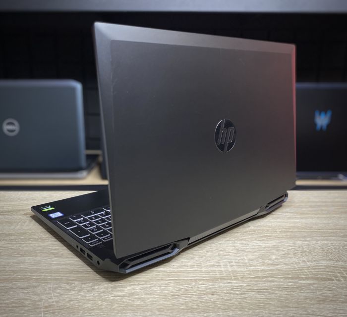 Ноутбук HP PAVILION I7-9750H 32GB 1TB SSD GTX1660 TI Б/В
