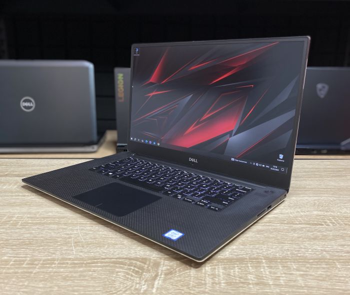 Ноутбук Dell Precision 5530 i7-8850H 16GB 256SSD Nvidia P2000-4Gb Б/В