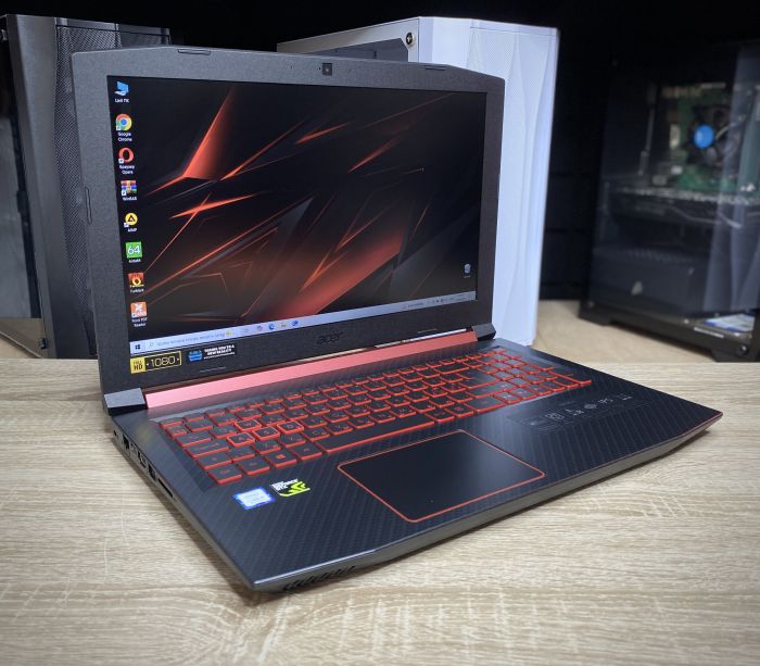 Ноутбук Acer Nitro 5 i5-8300H 16Gb 128SSD GTX1060 Б/В