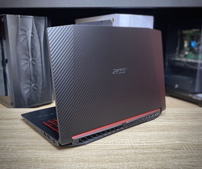 Ноутбук Acer Nitro 5 i5-8300H 16Gb 128SSD GTX1060 Б/В