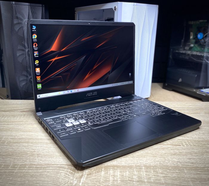 Ноутбук Asus Tuf Gaming Ryzen 7 3750H 16Gb 256SSD 500HDD GTX1650 Б/В