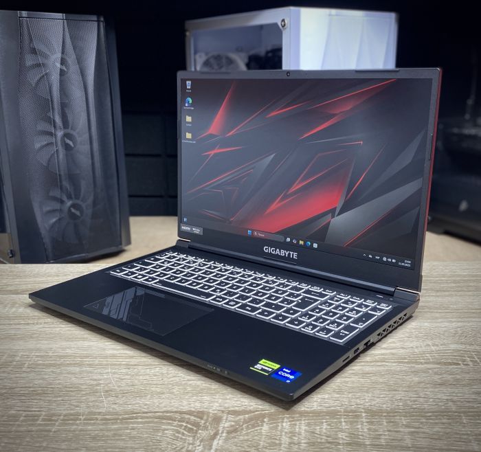 Ноутбук Gigabyte G5 i7-13620H 16Gb 1Tb SSD RTX4060 Б/В