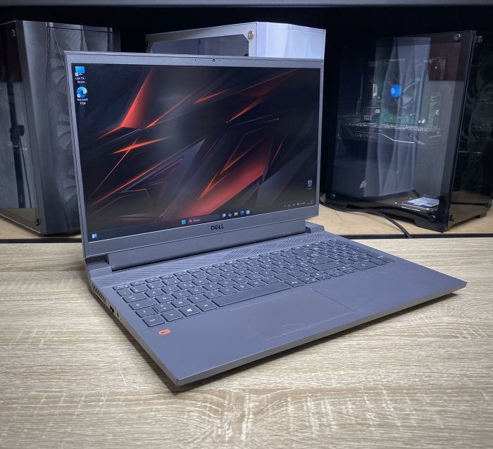 Ноутбук Dell G15 I5-10200H 8Gb 256SSD RTX3050 Б/В
