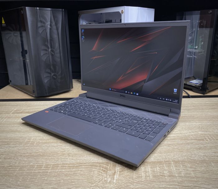 Ноутбук Dell G15 I5-10200H 8Gb 256SSD RTX3050 Б/В