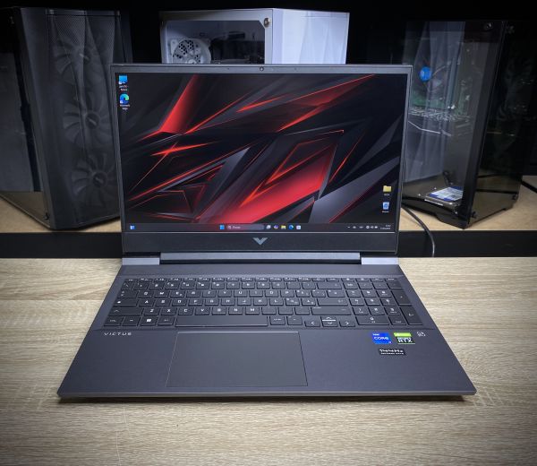 Ноутбук HP Victus I7-11800H 16Gb 1Tb SSD RTX3060 Б/В
