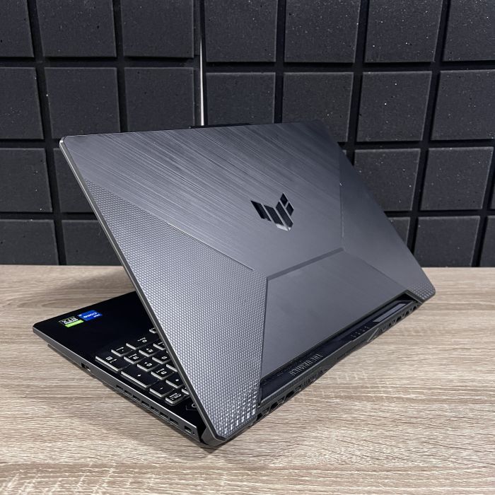 Ноутбук Asus Tuf Gaming F15 144Hz i5-11400H/16GB/512SSD/RTX3060-6GB Б/В