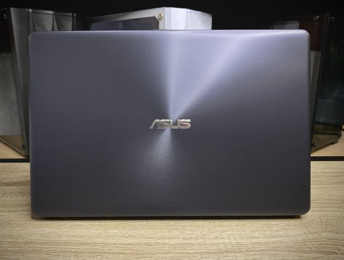 Ноутбук ASUS VivoBook i3-8130U 16Gb 480Gb + 480Gb SSD MX130 Б/В