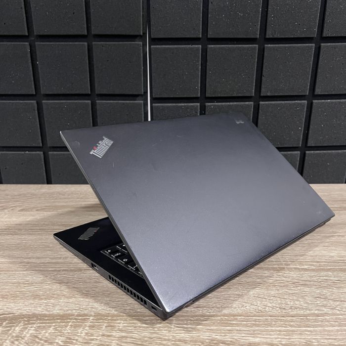 Ноутбук Lenovo ThinkPadT480s i5-8350U/8Gb/256SS/Intel HD Б/В