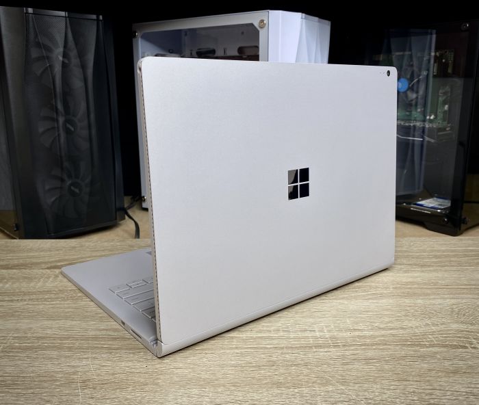 Ноутбук сенсорний Microsoft Surface i7-6600U 8Gb 256SSD HD Graphics 520 Nvidia 940MX Б/В