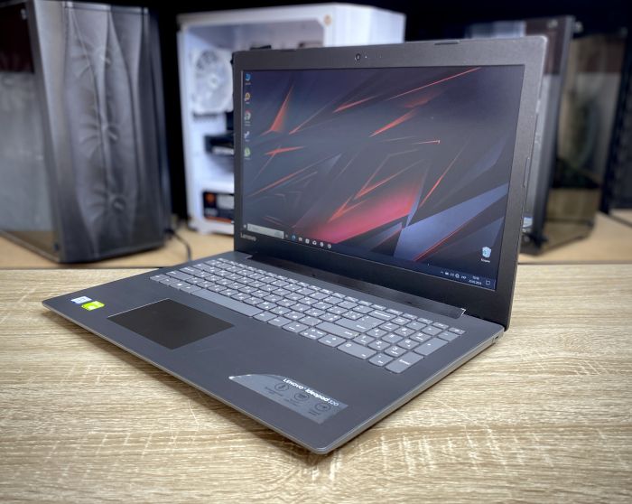Ноутбук Lenovo ideapad320 i5-7200U 8Gb 128SSD 320HDD 940MX Б/В