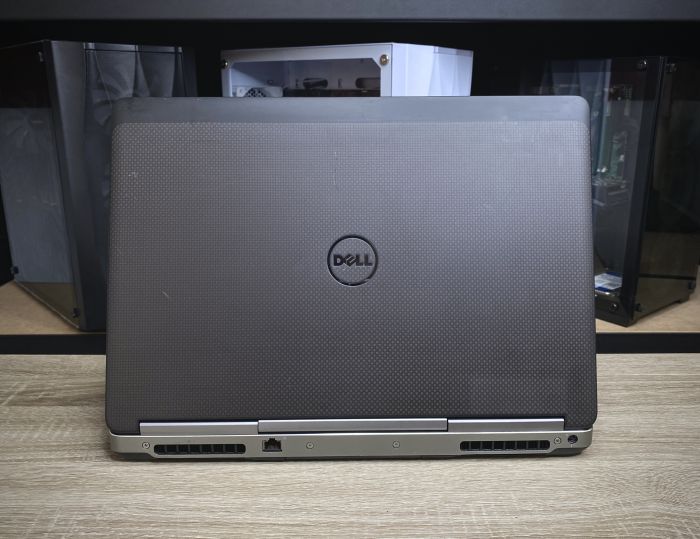 Ноутбук Dell Precision 7510 i7-6820HQ 32Gb 1Tb HDD 512SSD M1000M Б/В