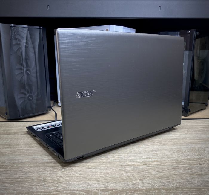 Ноутбук Acer Aspire E15 i7-6500U 8Gb 256SSD 940MX Б/В
