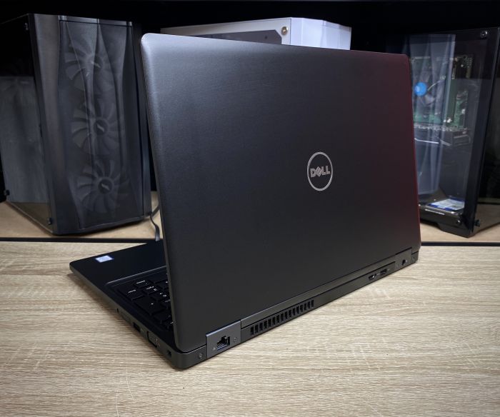 Сенсорний ноутбук Dell Latitude 5580 i5-6440HQ 8Gb 256SSD 940MX Б/В