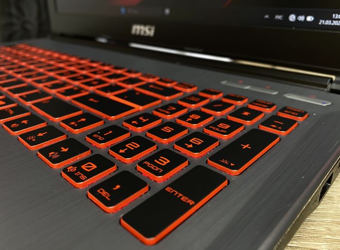 Ноутбук MSI I5-7300HQ 8Gb 256SSD 1Tb GTX1050 Б/В