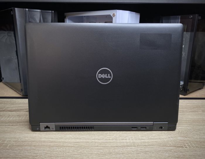 Ноутбук Dell Latitude 5580 i5-6440HQ 8Gb 256SSD 940MX Б/ВВ