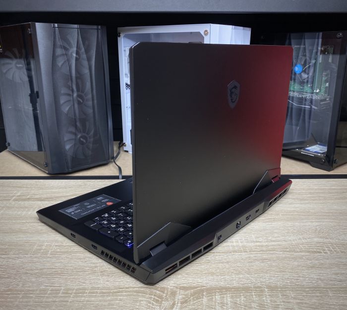 Ноутбук MSI leopard i7-11800H 16Gb 1Tb SSD RTX3070 Б/В
