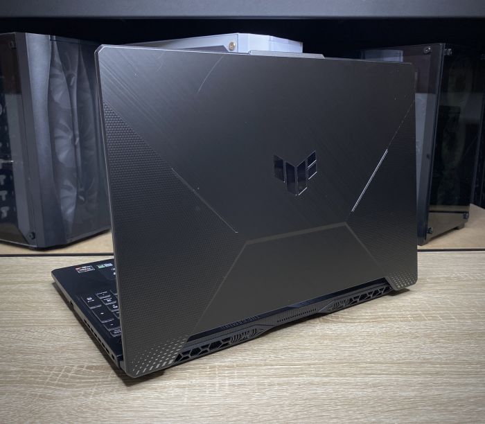 Ноутбук ASUS Tuf Ryzen 7 5800H 16Gb 512SSD RTX 3070 - OEM Б/В