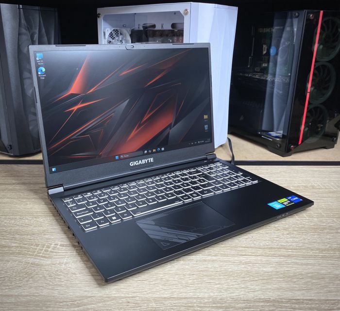 Ноутбук Gigabyte G5 i5-12500H 16Gb 512SSD RTX4060 Б/ВВ