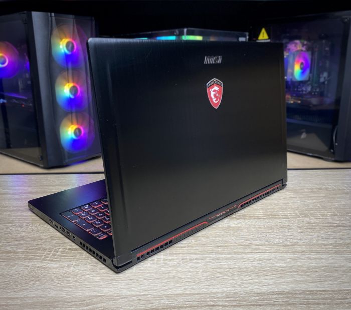 Ноутбук MSI i7-6700HQ 12Gb 256SSD GTX1060 Б/В