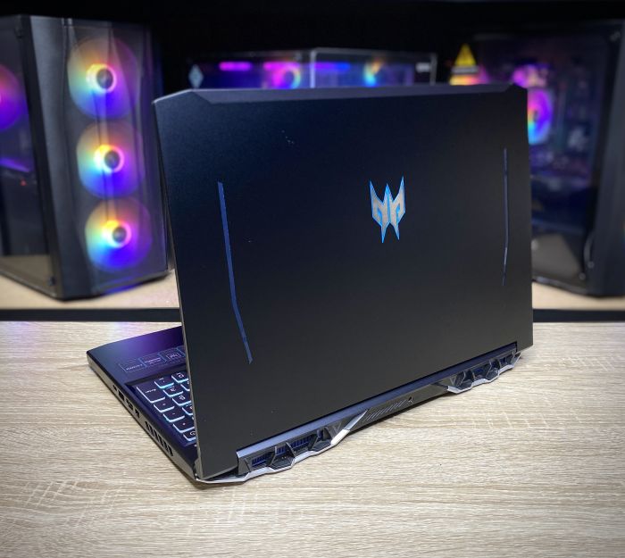 Ноутбук Acer Predator Helios 300 i7-10750H 16Gb 1Tb SSD RTX3070 Б/В