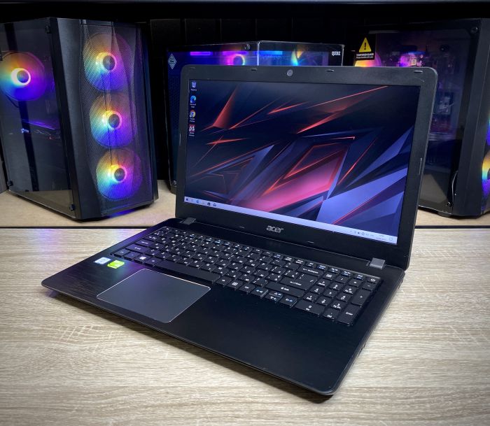 Ноутбук Acer ( F5-573 FHD ) i5-7200U 8Gb 250SSD Nvidia 940MX Б/В