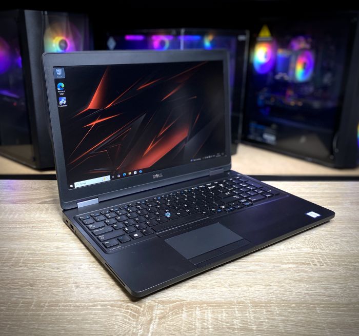 Ноутбук Dell 5580 i5-6440HQ 8Gb 256SSD Nvidia 940MX Б/В