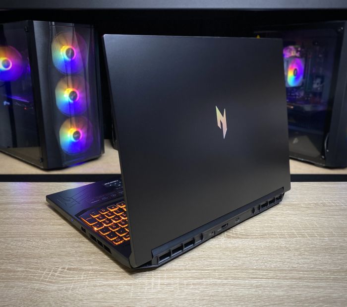 Ноутбук Acer Nitro v16 ( Ryzen 5 8645HS ) 16Gb 1Tb SSD RTX4050 - 6 Gb Б/В