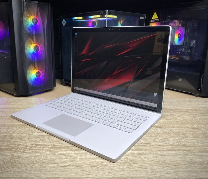 Ноутбук сенсорний Microsoft Surface I7-8650U 16Gb 512SSD GTX1050 Б/В