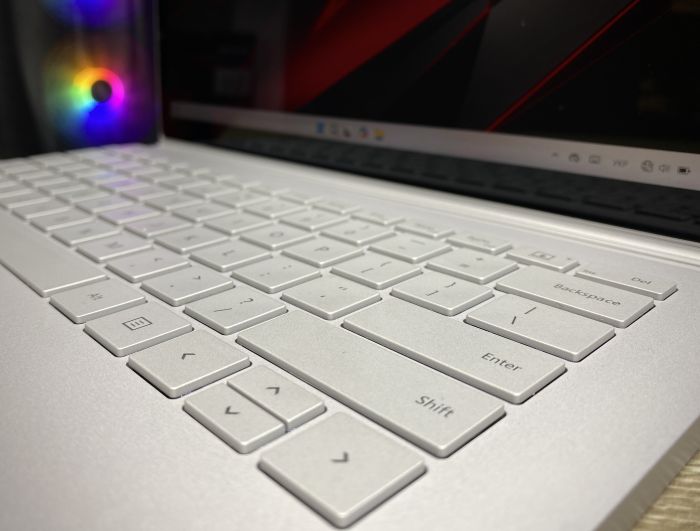 Ноутбук сенсорний Microsoft Surface I7-8650U 16Gb 512SSD GTX1050 Б/В