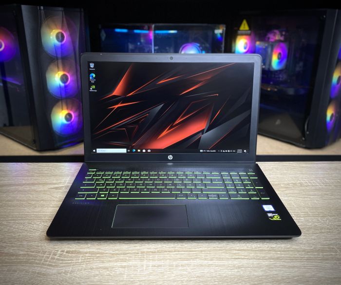 Ноутбук HP Pavilion  i5-7300HQ 8Gb 128Gb SSD 1Tb HDD GTX1050 Б/В