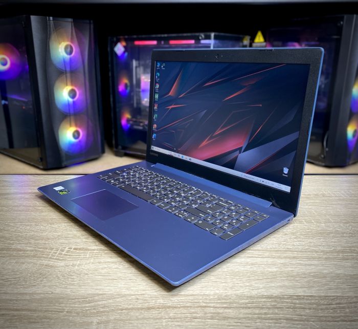 Ноутбук Lenovo Ideapad 330-15ICH i5-8300H 16Gb 120Gb SSD 1Tb HDD Nvidia GTX1050-4Gb Б/В