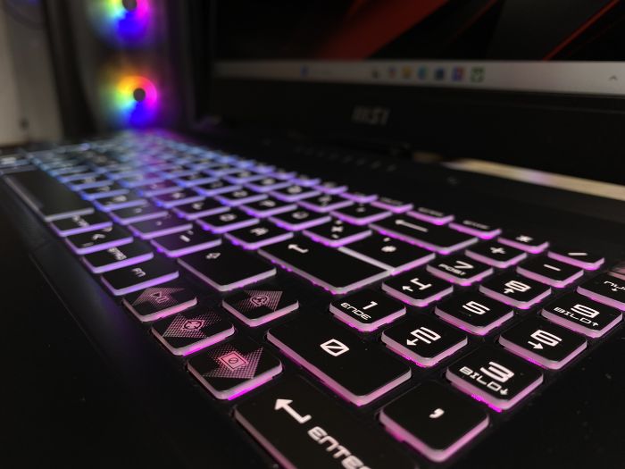 Ноутбук MSI Katana i7-12650H 16Gb 512SSD RTX4070 - 8Gb Б/В