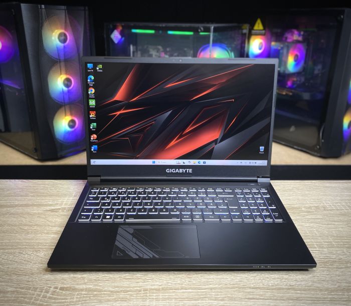 Ноутбук GIGABYTE I5-12500H 64Gb 2Tb SSD 512Gb SSD RTX4060-8Gb  OEM Б/В
