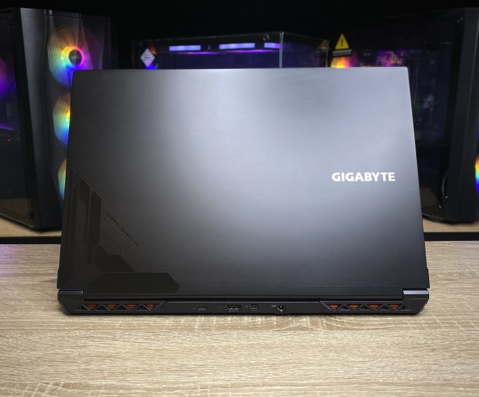 Ноутбук GIGABYTE I5-12500H 64Gb 2Tb SSD 512Gb SSD RTX4060-8Gb  OEM Б/В
